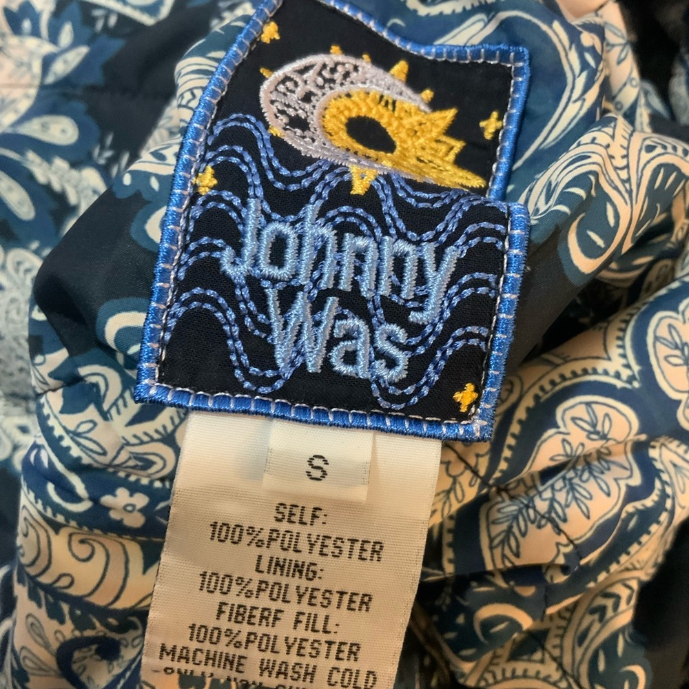 Johnny Was Multicolor Reversible Puffer Jacket w/removable hood. Size S - Picture 7 of 7